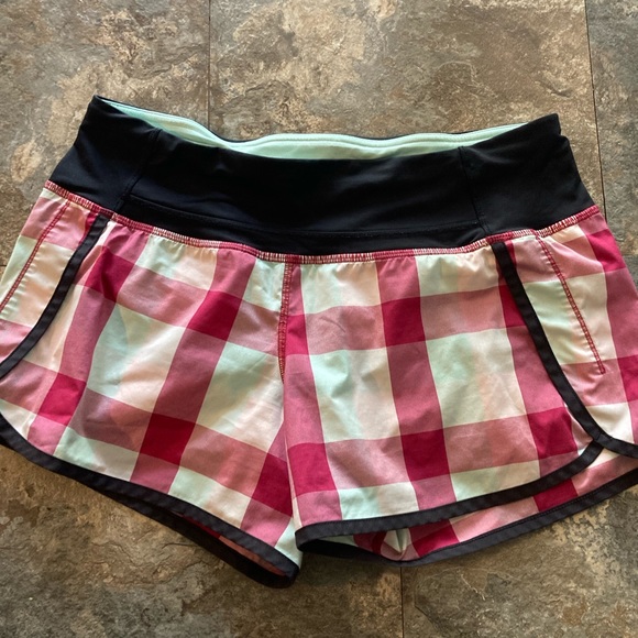 Lululemon Shorts - Picture 1 of 2
